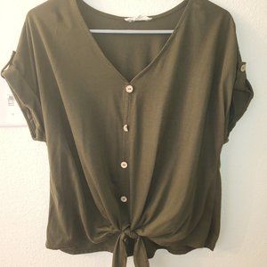 Parallel Skies - tie knot vneck army green size Medium